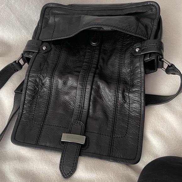 Brand new JUICY COUTURE Genuine Leather for Men Bag Size Small - Picture 16 of 16